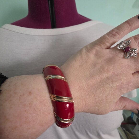 Premier Designs “Cayenne” Necklace & Matching Red Enamel Bangle Bracelet - Picture 11 of 11